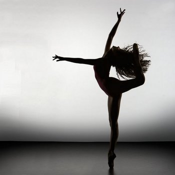 incredible-beautiful-silhouette-of-ballet-dancers14-1297856679.jpg